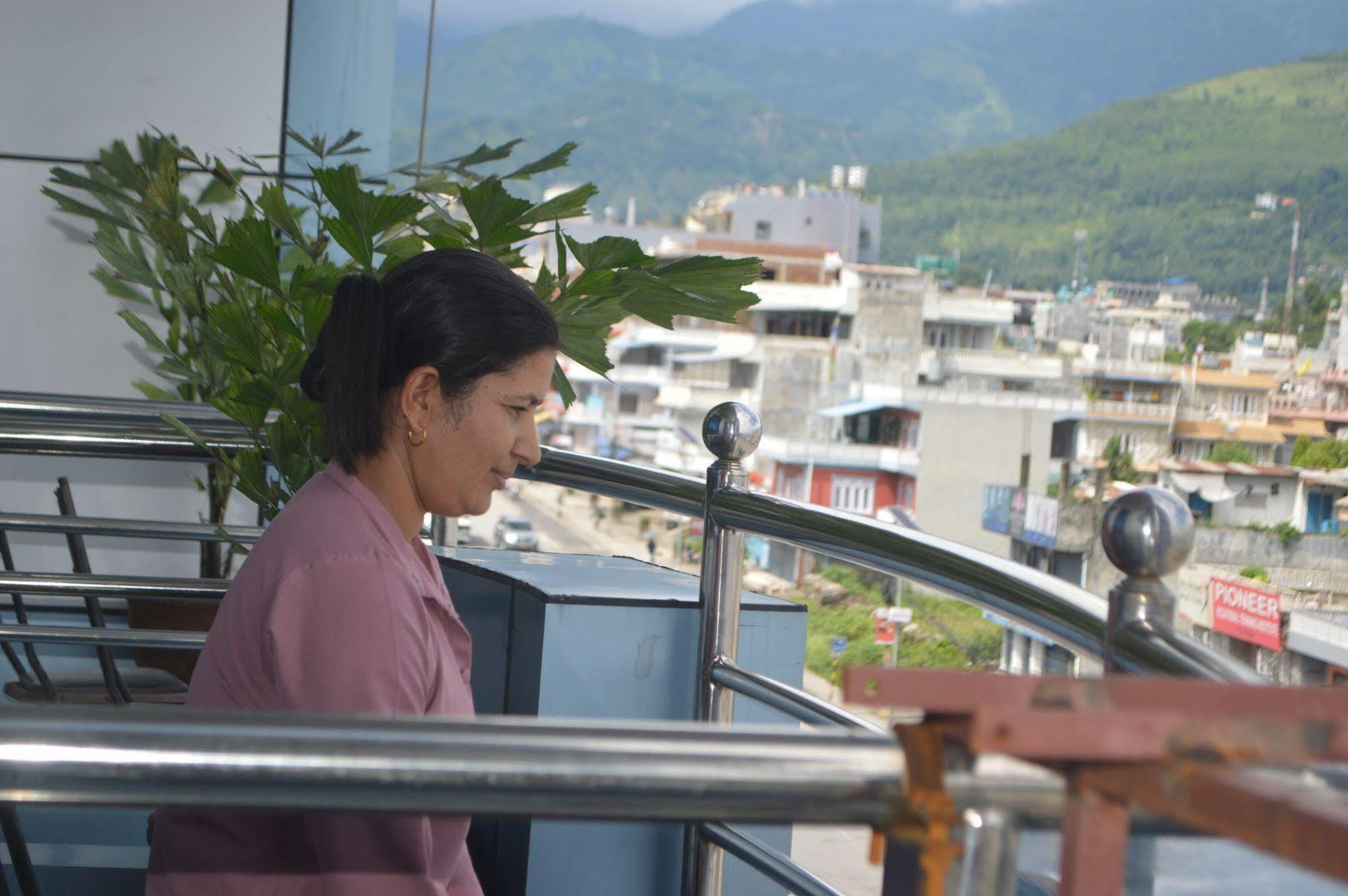 Pokhara Deep Sagar Hotel Exterior foto